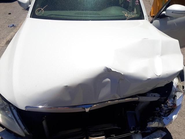Photo 7 from auction – 2011 HYUNDAI GENESIS 3. with VIN KMHGC4DE4BU142944