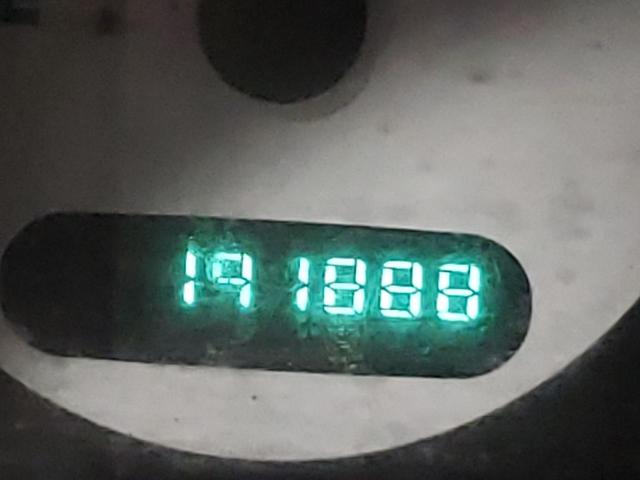 Photo 8 from auction – 2003 CHRYSLER TOWN & COU with VIN 2C4GP24R73R382956
