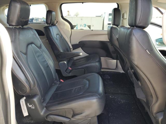 Photo 6 from auction – 2017 CHRYSLER PACIFICA T with VIN 2C4RC1BGXHR576100