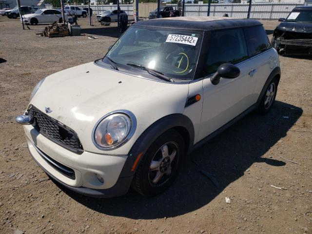 Photo 2 from auction – 2011 MINI COOPER with VIN WMWSU3C50BT099715