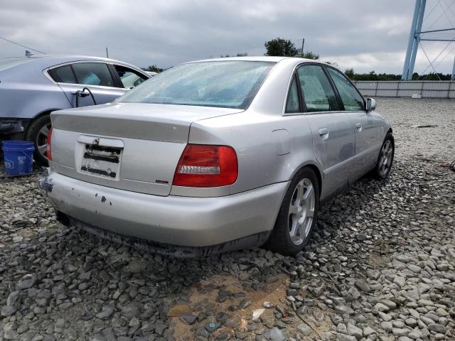 Фото 4 с аукциона – 2000 AUDI A4 2.8 QUA с VIN WAUDH28D4YA167350