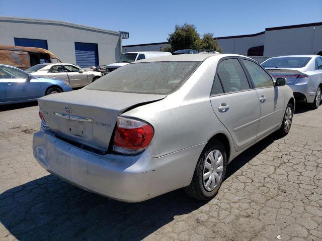 Photo 4 from auction – 2005 TOYOTA CAMRY LE with VIN 4T1BE32K35U019583