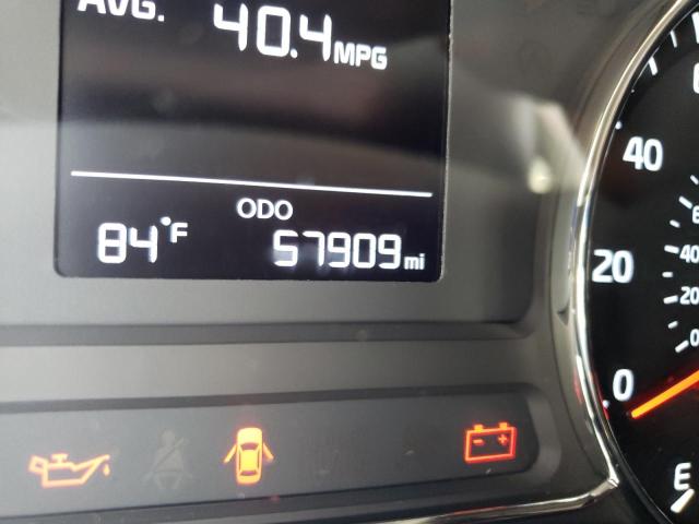 Photo 8 from auction – 2017 KIA FORTE LX with VIN 3KPFK4A70HE063593