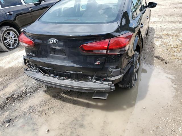 Photo 9 from auction – 2018 KIA FORTE LX with VIN 3KPFL4A74JE195467