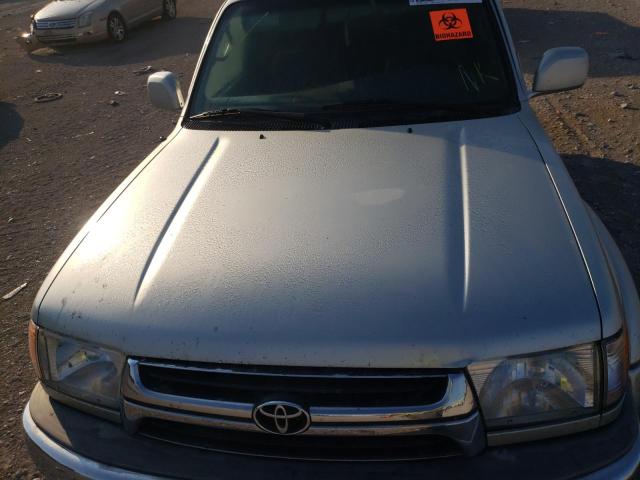 Photo 7 from auction – 2002 TOYOTA 4RUNNER SR with VIN JT3HN86RX29069080