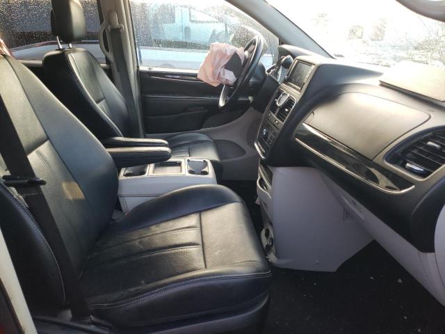 Photo 5 from auction – 2013 CHRYSLER TOWN & COU with VIN 2C4RC1BG7DR757939