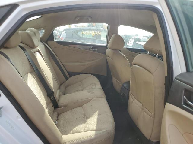 Photo 6 from auction – 2012 HYUNDAI SONATA HYB with VIN KMHEC4A47CA030774