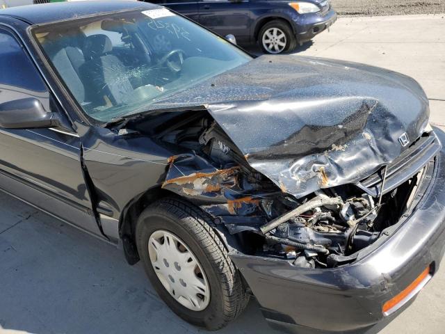 Photo 9 from auction – 1995 HONDA ACCORD LX with VIN JHMCD5630SC014268