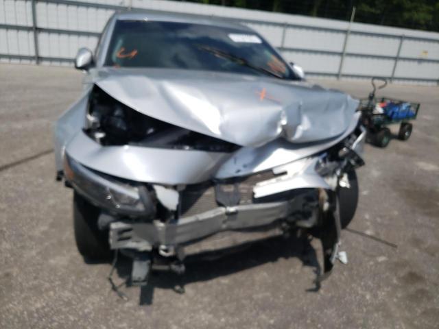 Photo 9 from auction – 2018 CHEVROLET MALIBU LT with VIN 1G1ZD5STXJF264379