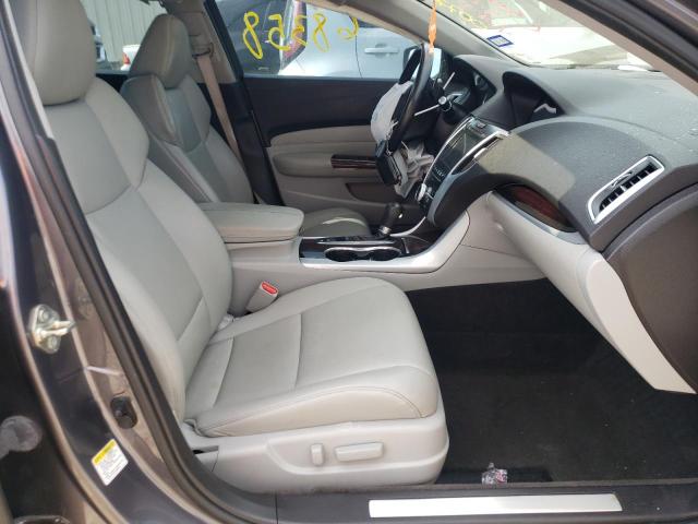Photo 5 from auction – 2017 ACURA TLX with VIN 19UUB1F38HA007790