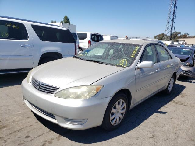 Photo 2 from auction – 2005 TOYOTA CAMRY LE with VIN 4T1BE32K35U019583