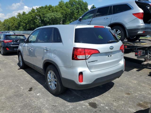 Photo 3 from auction – 2015 KIA SORENTO LX with VIN 5XYKT3A62FG596672