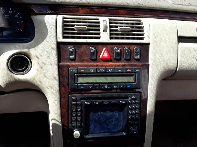 Photo 9 from auction – 2001 MERCEDES-BENZ E 320 with VIN WDBJF65J61B355895