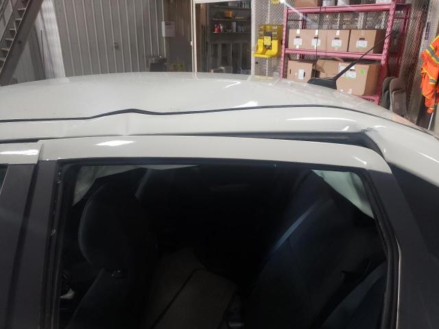 Photo 9 from auction – 2011 FORD FOCUS SE with VIN 1FAHP3FNXBW106898