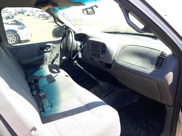 Zdjęcie 5 z aukcji – 2002 FORD F150 z VIN 1FTRX17212KA58254