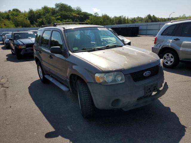 FORD ESCAPE XLS 2005 with VIN 1FMYU02Z05KD99440 - Photo from auction