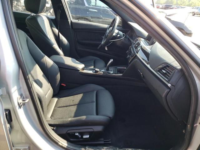 Photo 5 from auction – 2017 BMW 320 I with VIN WBA8E1G51HNU12824