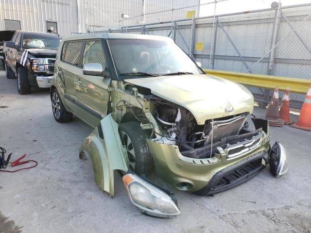 KIA SOUL + 2013 with VIN KNDJT2A62D7560707 - Photo from auction