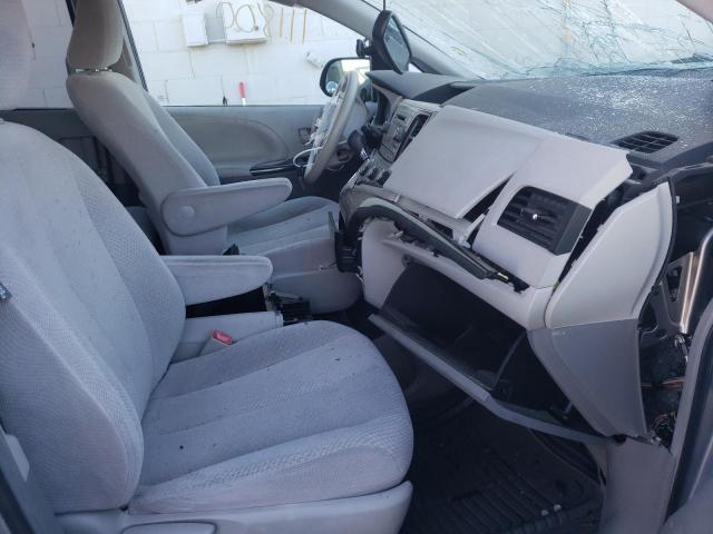 Photo 5 from auction – 2011 TOYOTA SIENNA BAS with VIN 5TDKA3DC3BS009058