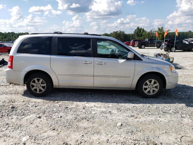 Photo 9 from auction – 2010 CHRYSLER TOWN & COU with VIN 2A4RR5DX4AR149708