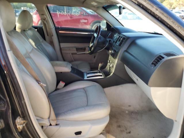 Photo 5 from auction – 2005 CHRYSLER 300C with VIN 2C3JA63H15H111704