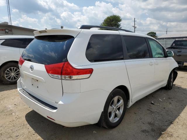 Photo 4 from auction – 2013 TOYOTA SIENNA LE with VIN 5TDKK3DC8DS343019