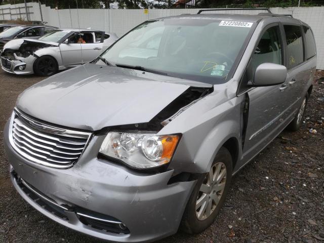 Photo 2 from auction – 2015 CHRYSLER TOWN & COU with VIN 2C4RC1BG5FR596543