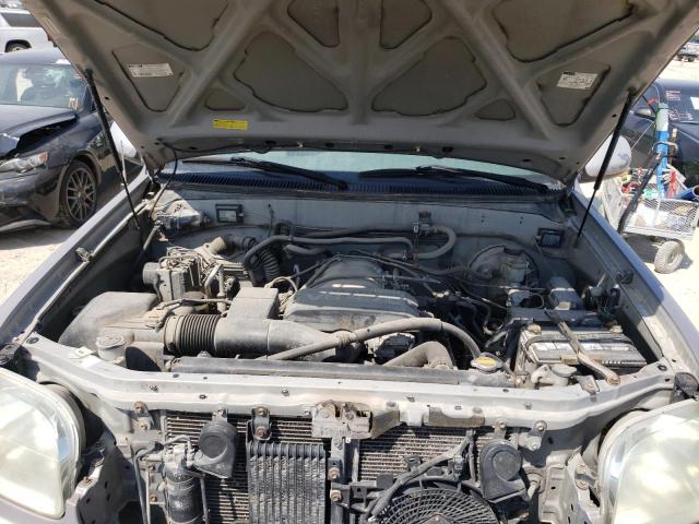 Photo 7 from auction – 2001 TOYOTA SEQUOIA SR with VIN 5TDBT44AX1S056603