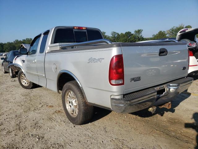 Photo 3 from auction – 2003 FORD F150 with VIN 2FTRX17L03CA49477