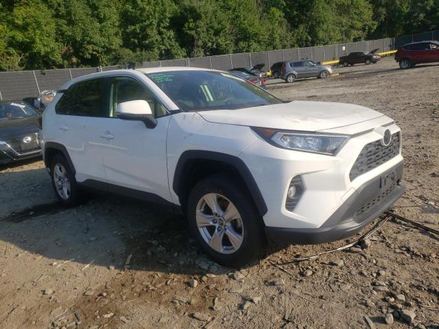 TOYOTA RAV4 XLE 2019 с VIN JTMP1RFVXKD520415 - Фото с аукциона