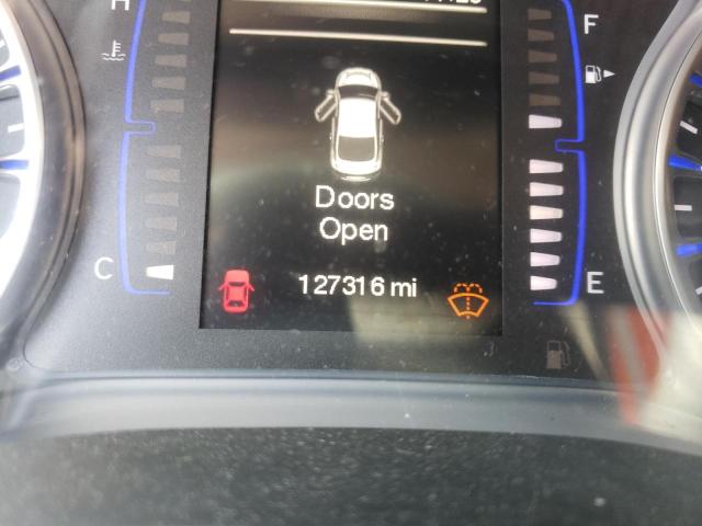 Photo 8 from auction – 2015 CHRYSLER 200 LIMITE with VIN 1C3CCCAB3FN568748
