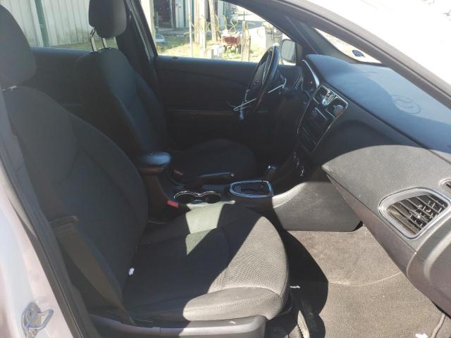 Photo 5 from auction – 2011 CHRYSLER 200 TOURIN with VIN 1C3BC1FG7BN552681
