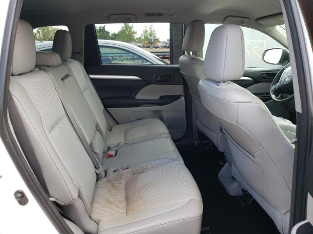 Photo 6 from auction – 2015 TOYOTA HIGHLANDER with VIN 5TDBKRFHXFS106241