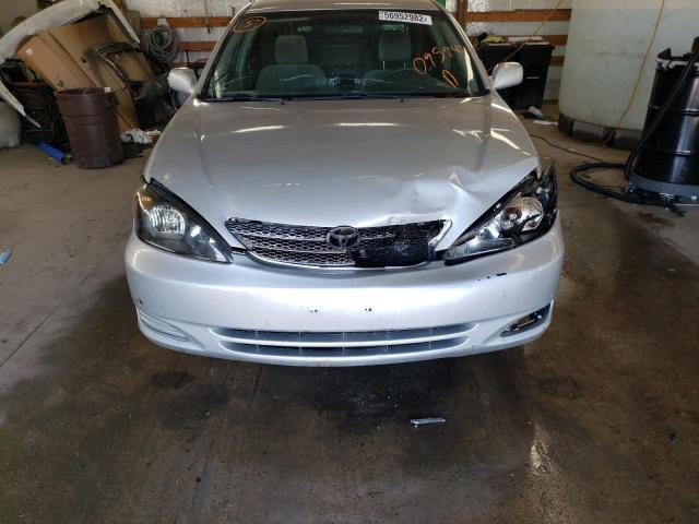 Photo 9 from auction – 2002 TOYOTA CAMRY LE with VIN 4T1BE32K62U095942