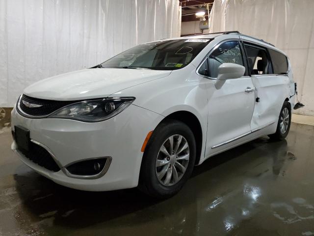 Photo 2 from auction – 2017 CHRYSLER PACIFICA T with VIN 2C4RC1BG3HR691900
