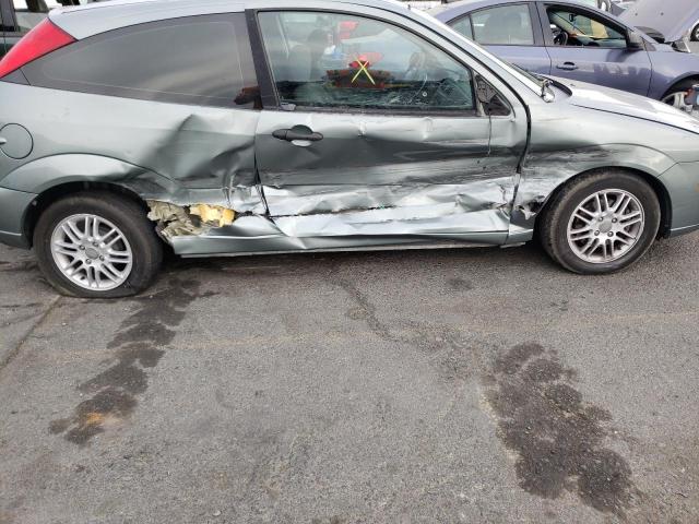 Photo 9 from auction – 2005 FORD FOCUS ZX3 with VIN 3FAFP31N25R137763