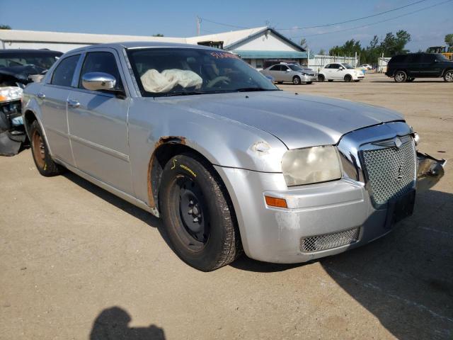 CHRYSLER 300 2007 with VIN 2C3KA43R57H806644 - Photo from auction
