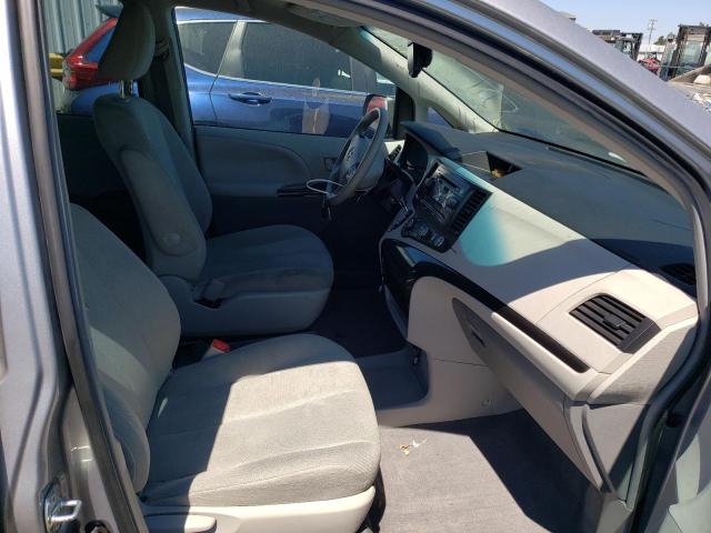 صورة رقم 5 من المزاد - 2011 TOYOTA SIENNA مع VIN 5TDZK3DC4BS076201