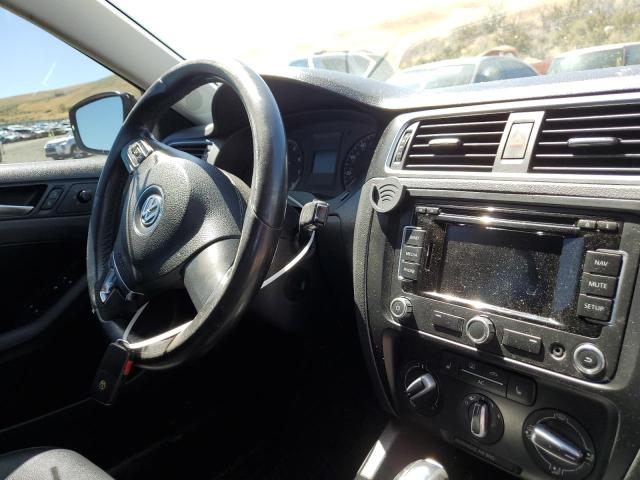 Photo 9 from auction – 2011 VOLKSWAGEN JETTA SEL with VIN 3VWLZ7AJ4BM374255