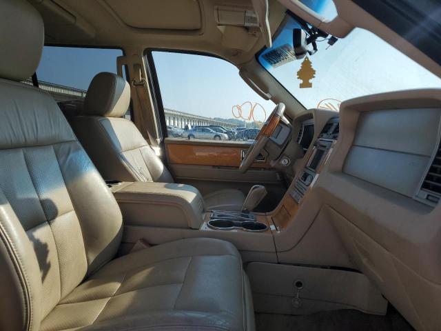 Photo 5 from auction – 2008 LINCOLN NAVIGATOR with VIN 5LMFU27558LJ00013