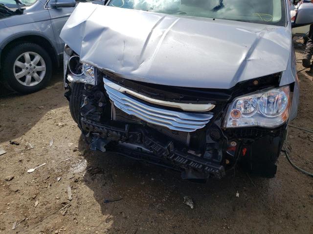 Photo 9 from auction – 2013 CHRYSLER TOWN & COU with VIN 2C4RC1BG2DR547958