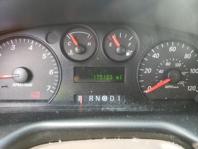Photo 8 from auction – 2005 FORD TAURUS SE with VIN 1FAFP53U85A280713
