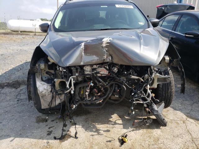 Photo 9 from auction – 2017 FORD ESCAPE SE with VIN 1FMCU9GD8HUB90693