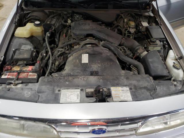 Photo 7 from auction – 1995 FORD CROWN VICT with VIN 2FALP74W6SX135722