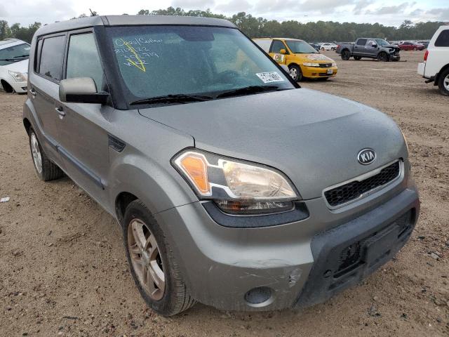 KIA SOUL + 2011 with VIN KNDJT2A2XB7302719 - Photo from auction