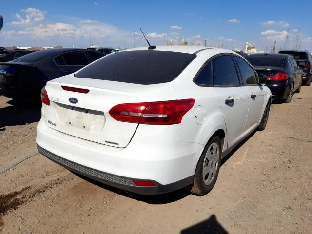 Photo 4 from auction – 2016 FORD FOCUS S with VIN 1FADP3E25GL253726