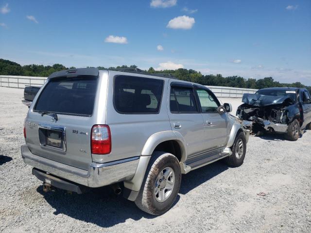 Photo 4 from auction – 2002 TOYOTA 4RUNNER SR with VIN JT3HN86R820372539