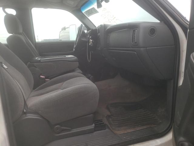 Photo 5 from auction – 2004 CHEVROLET SILVERADO with VIN 1GCHC23U74F110292