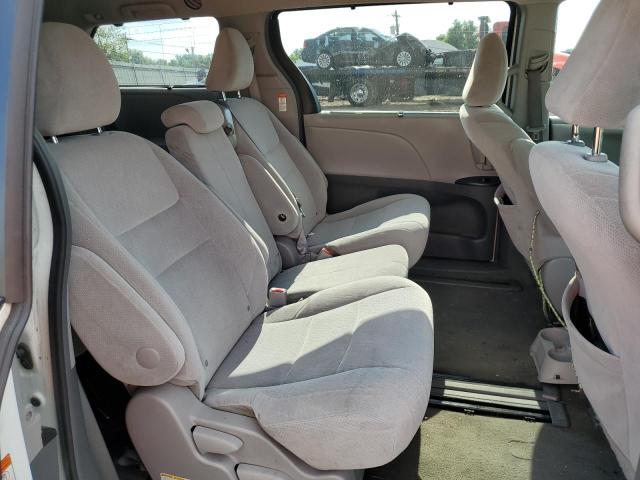 Photo 6 from auction – 2015 TOYOTA SIENNA LE with VIN 5TDKK3DC5FS616663