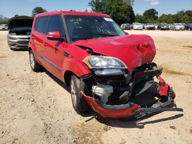 KIA SOUL + 2013 with VIN KNDJT2A68D7589645 - Photo from auction